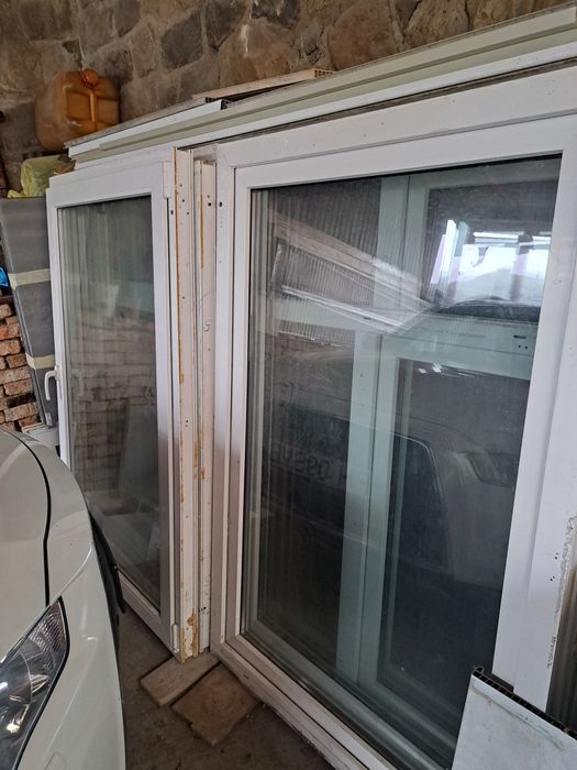 ferestre termopan Rehau