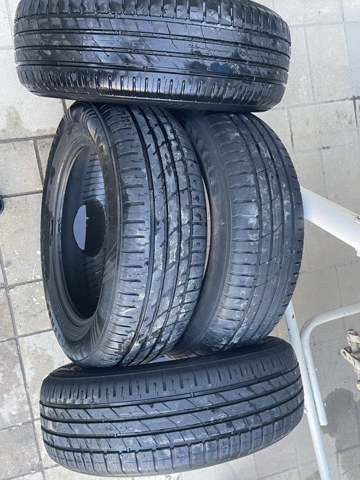 Продам шины на 15 nokian