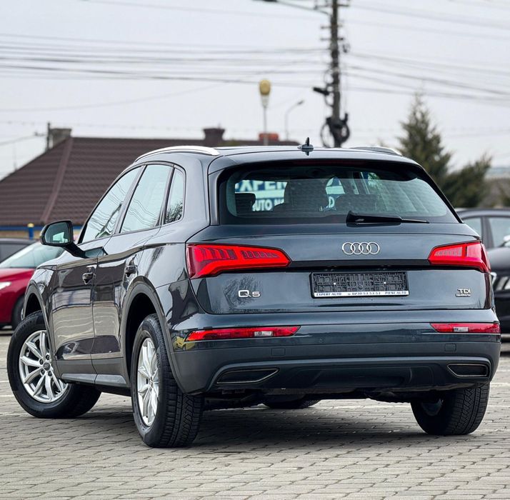 Audi Q5   2.0 tdi