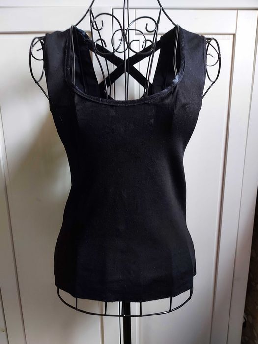 Top cu model corset la spate Karen Millen. S/M