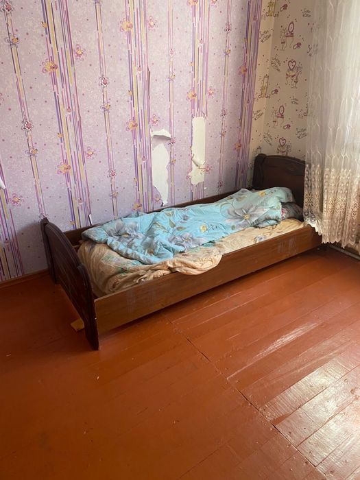 Кровать односпальная