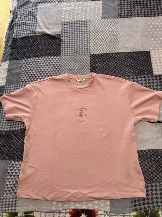 Чисто нова тениска