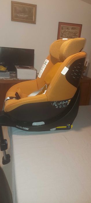 Scaun auto Maxi Cosi, Mica Pro Eco i-Size 360° pentru 0-18 kg,