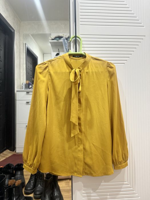 Блузки и кофта по 1000 тг