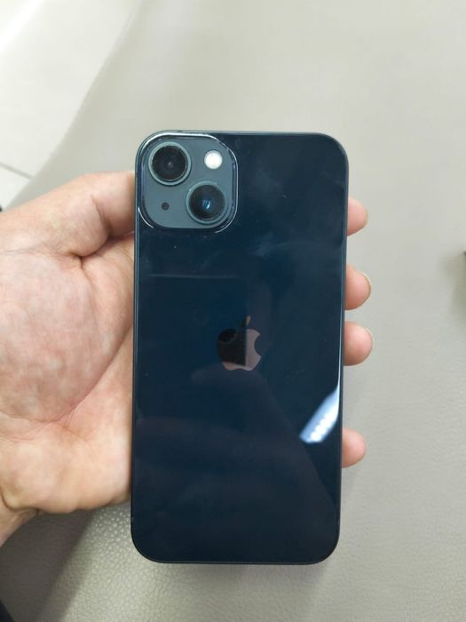 Айфон 13 каробка есть