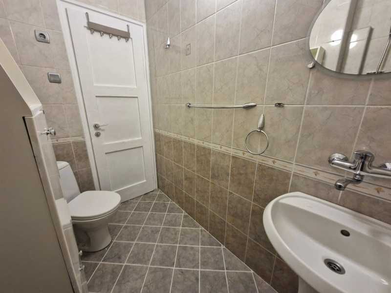 Дава се под наем Тристаен апартамент в София, Лагера - 92 кв.м за 747.66 € - Снимка #10