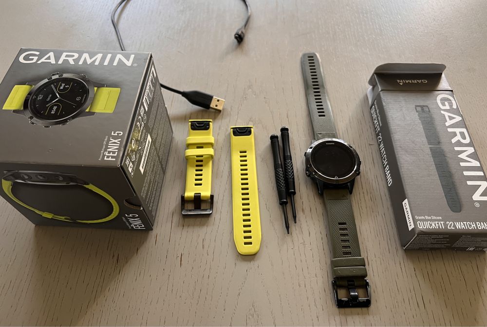 Curea garmin cheap fenix 5