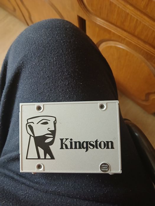 SSD Kingston de 240 GB