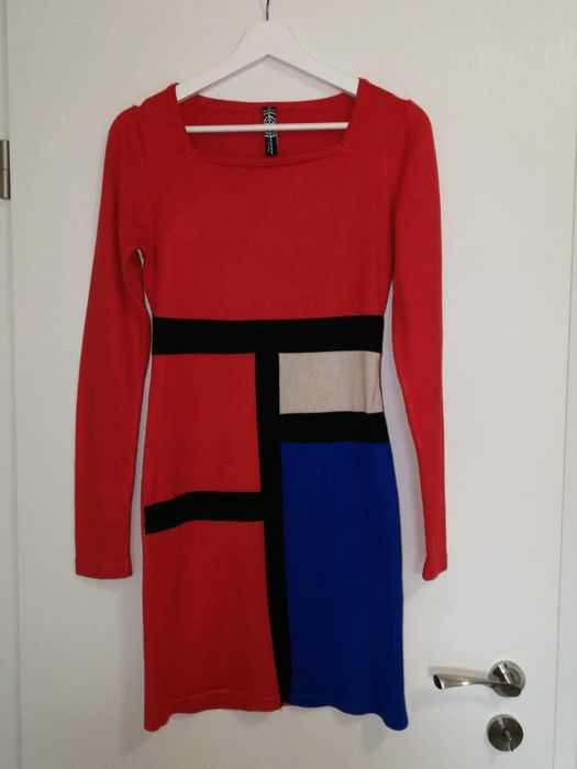 Дамска червена рокля, размер S