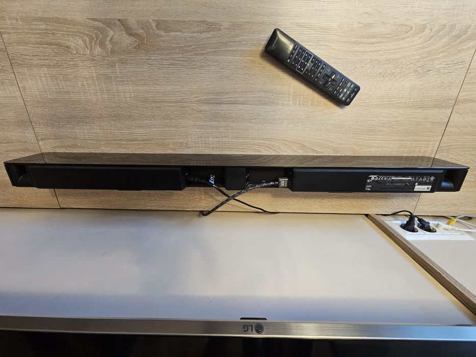 Soundbar Bose SoundTouch 300 – Sunet Premium, Stare Impecabilă