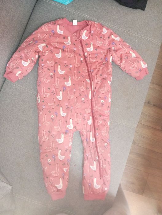 Вещи комбезы, платья, лонгсливы, штаны