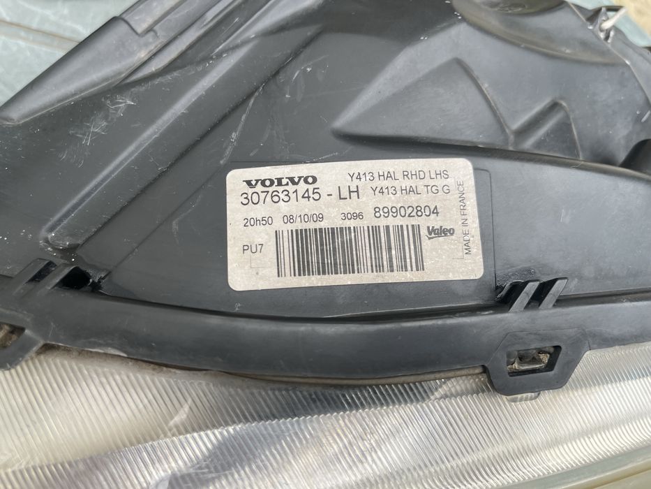 Фарове за волво хс 60 2009 г.