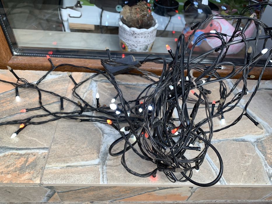 Лампички за украса дълги около 10 метра - 4 броя