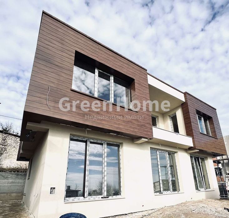 Къща в Варна-м-т Акчелар площ 180 цена 299000