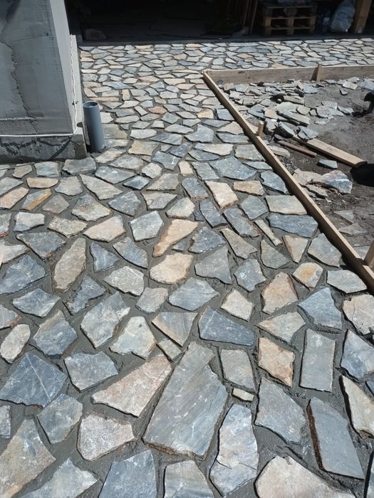 Piatra naturala si montaj