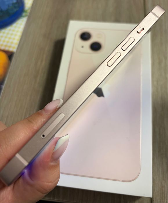 iPhone 13 pink 128 GB