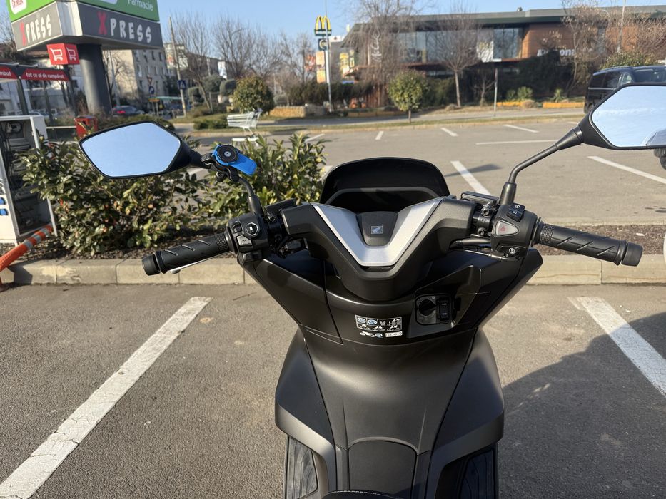 Honda PCX DX, 2025, 4200km garantie