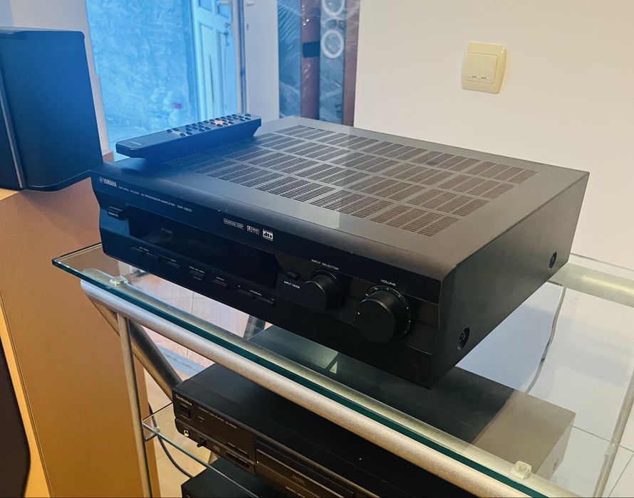Amplificator si Procesor Yamaha DSP-E800