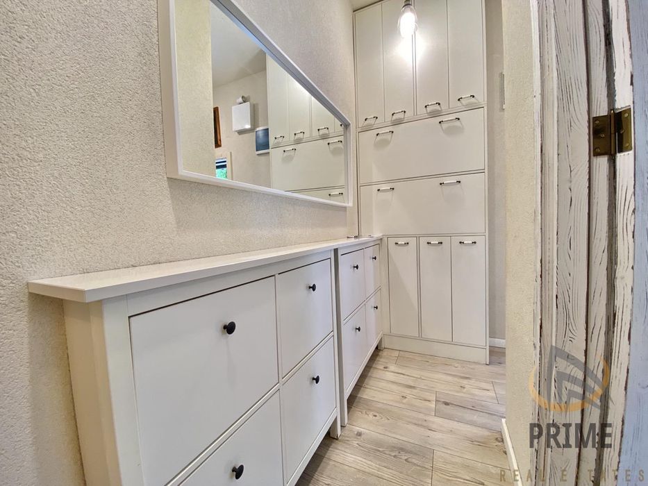 Дава се под наем Тристаен апартамент в Бургас, Център - 80 кв.м за 750 € - Снимка #10