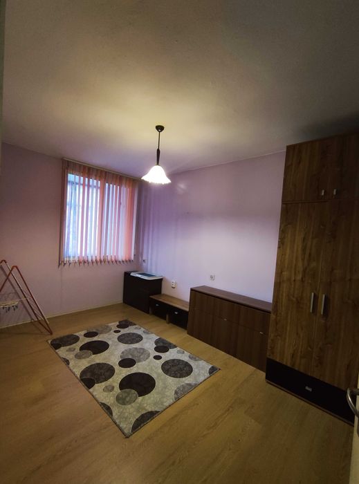 Дава се под наем Тристаен апартамент в Казанлък - 76 кв.м за 169.32 € - Снимка #4