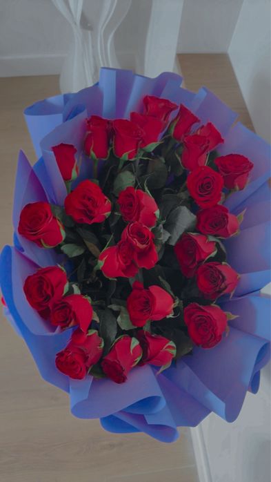 Продам Букет из 25 красных роз