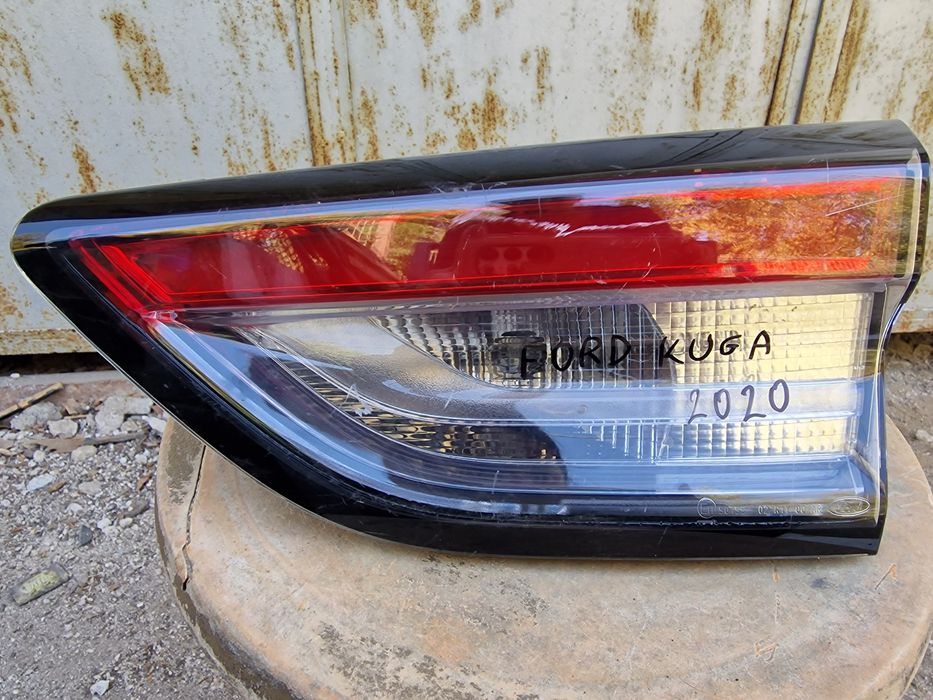 Ford KUGA 2020 десен стоп