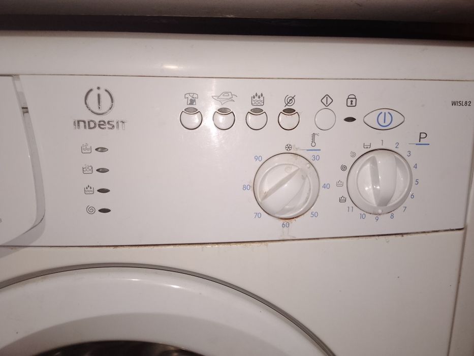 Стиралка Indesit и холодильник Samsung