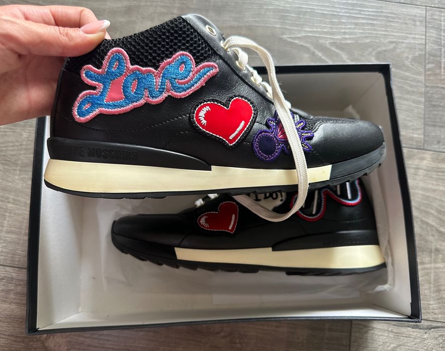 Обувки Love Moschino