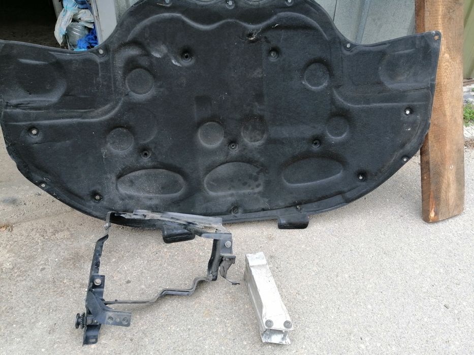 Части за мерцедес в 204