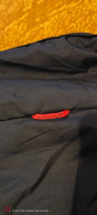 Vând Geaca mammut L