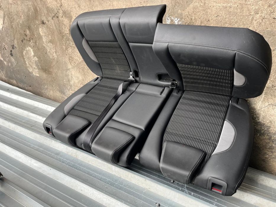 Салон за Пежо Peugeot 2008 кожа и плат ном 800