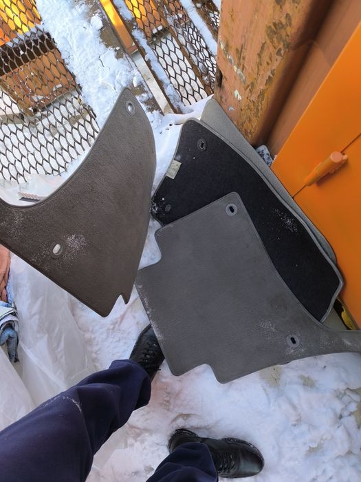 Коврики на Мерс С 202