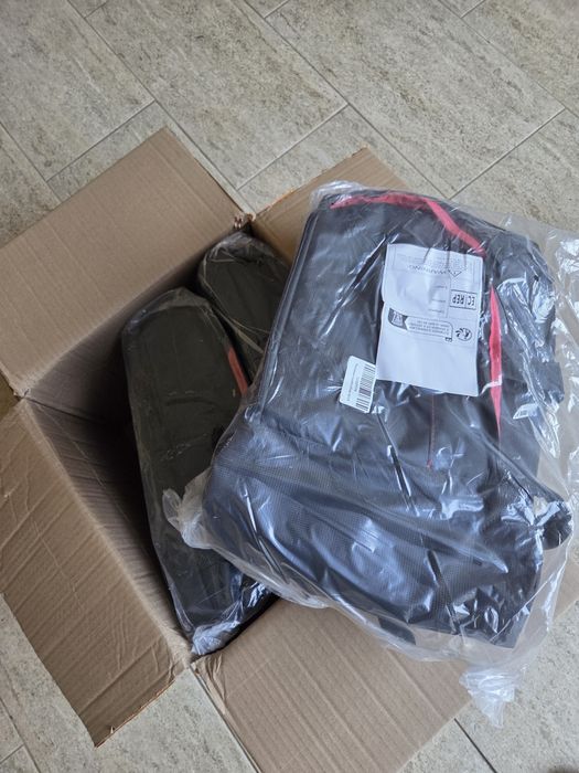 Rucsac pentru aparat foto nou, sigilat