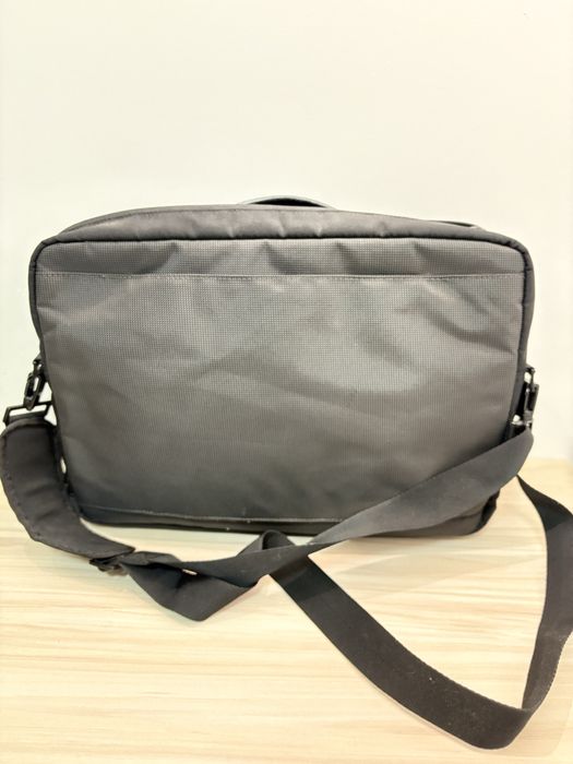 Бизнес чанта и чанта за лаптоп