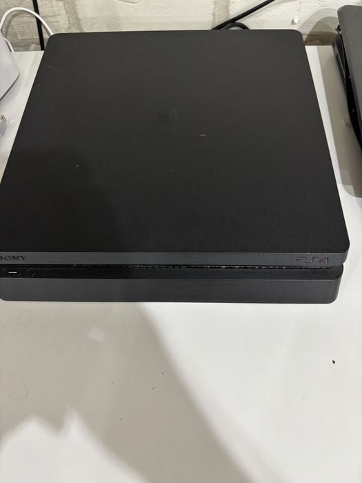 Продам пс 4 800гб