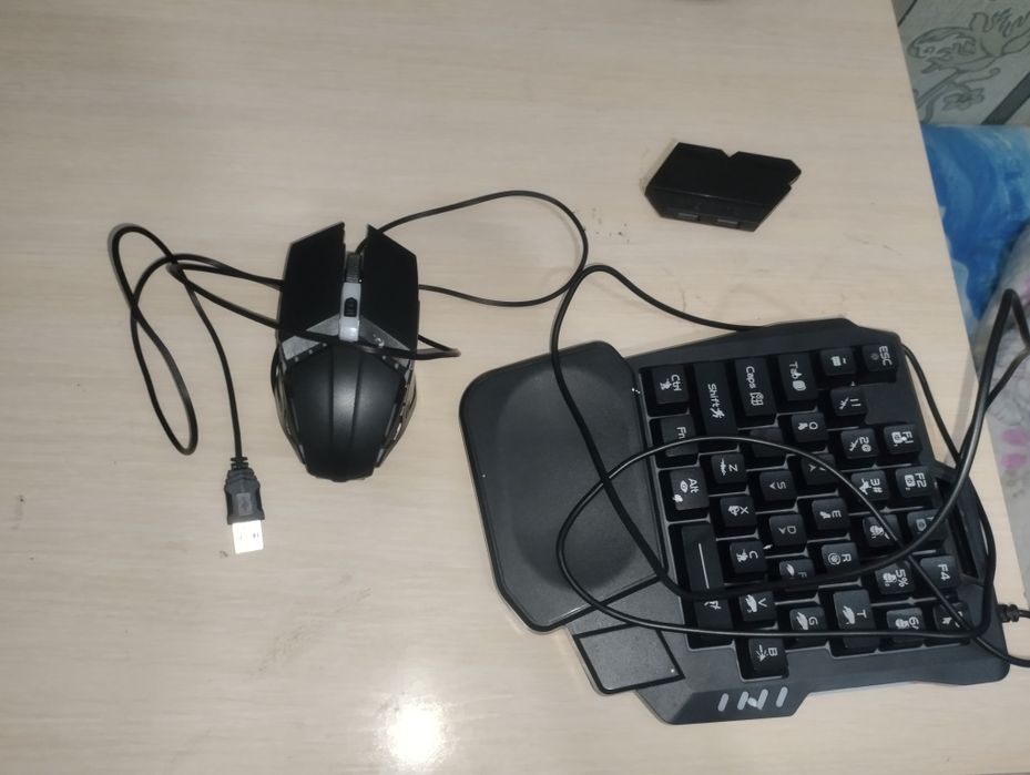 4 in 1 mobile pack подключается к телефону