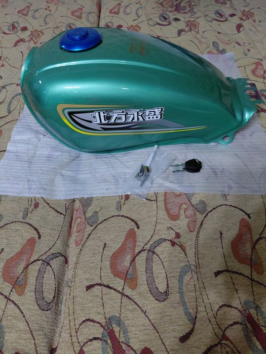 Продам бак на мотоцикл