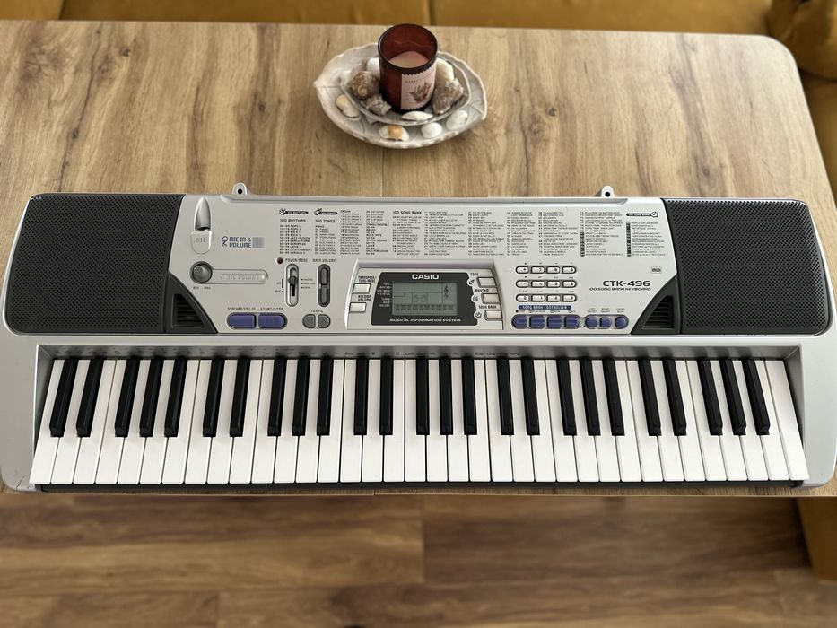 Синтезатор-йоника Casio