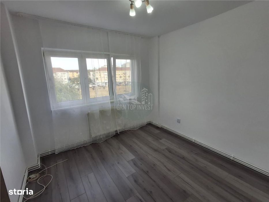 Apartament 2 camere decomandat zona Siretului