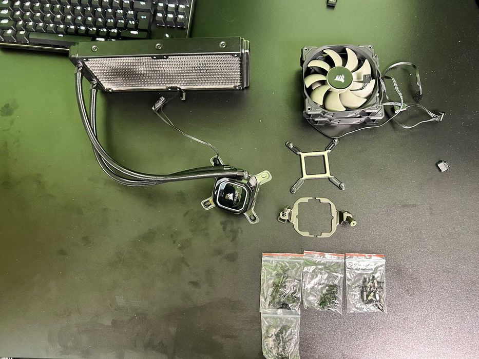 AIO Cooler CORSAIR H100X HYDRO SERIES (citeste descirerea)
