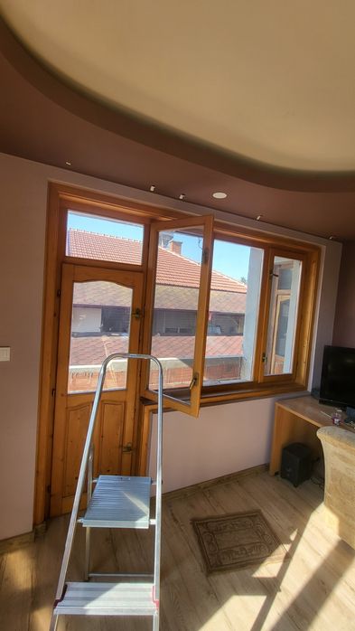 Дървена дограма със стъклопакет