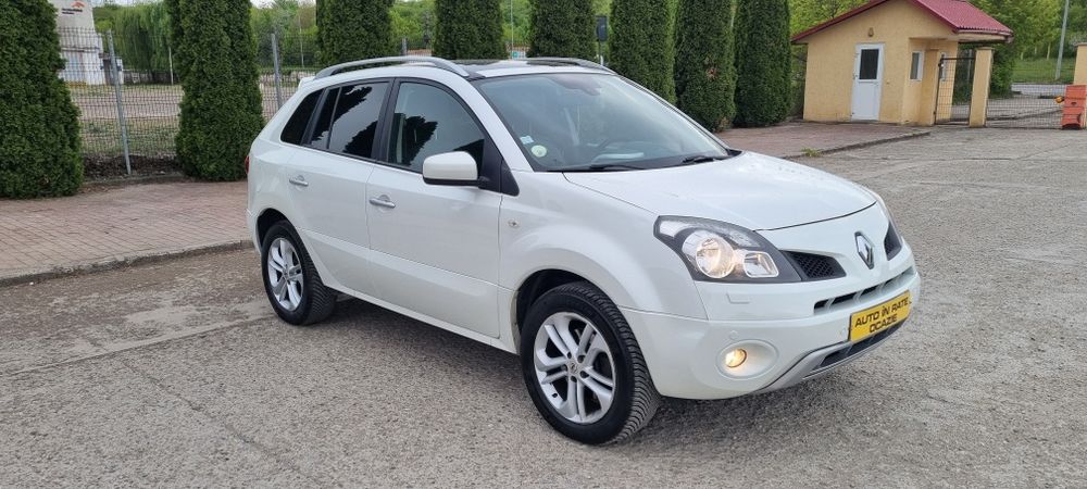 Renault Koleos 4x4   Bosse Garanție Rate