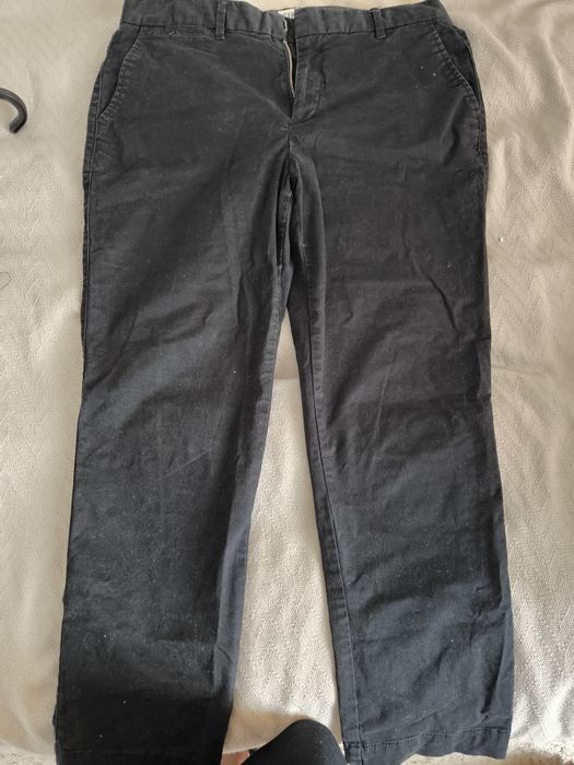 HAINE DIN DULAP, rochie de birou 18 lei și pantaloni blugi  GAP 12 lei