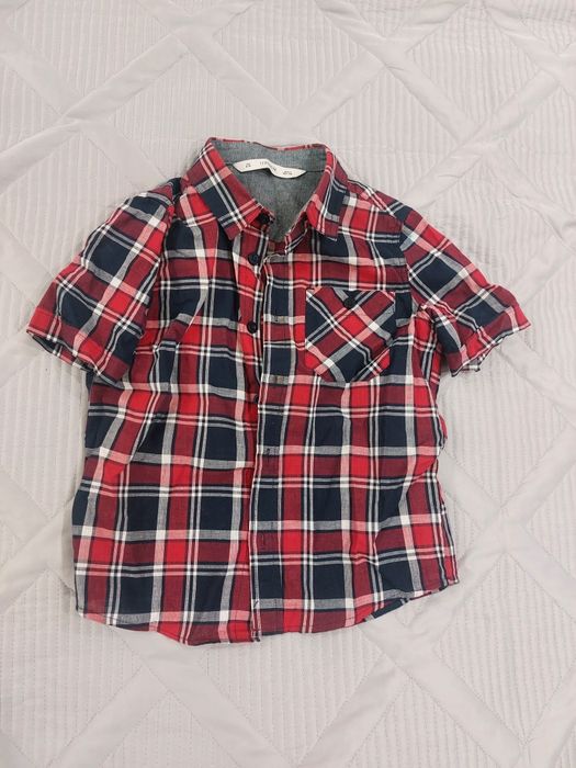 Продам одежду на мальчика рубашки,джинсы