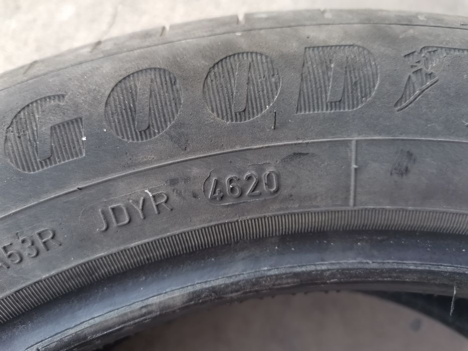 215/55/17 Goodyear Efficientgrip Performance