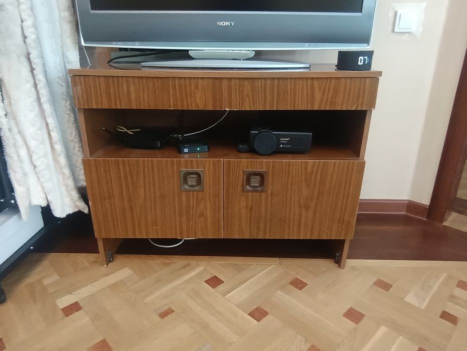 Тумба                 .