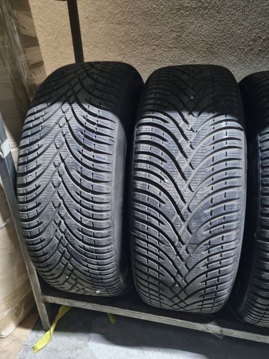 17" ОEМ Джанти BMW Style 631 5x112 с зимни гуми BFGoodrich Dot2923 
Це