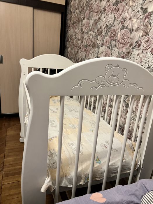 Продам кроватку манеж.