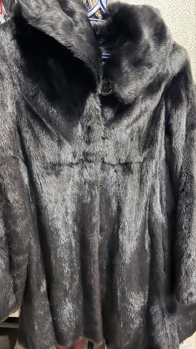 Продам норковую шубу