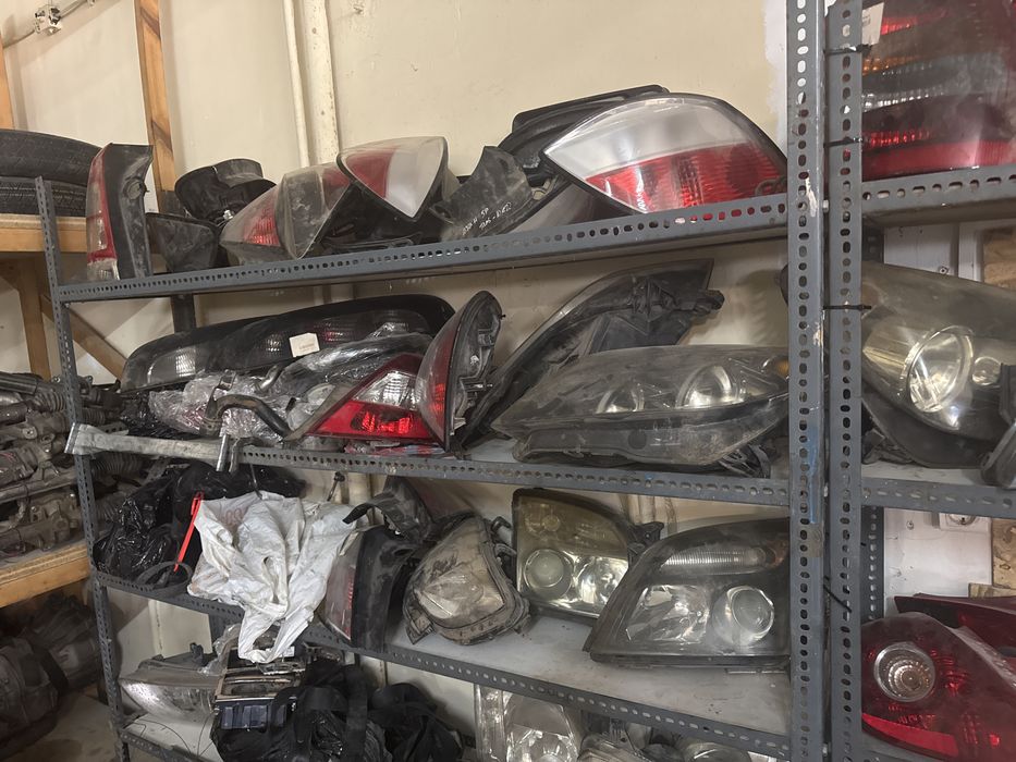 Фарове и стопове за Опел Opel